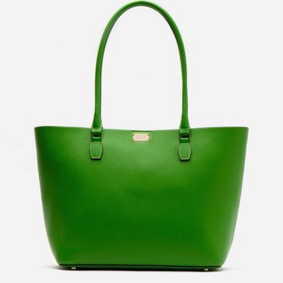 Frances Valentine Handbags - NWT❣️Frances Valentine Medium Tumbled Leather Tote